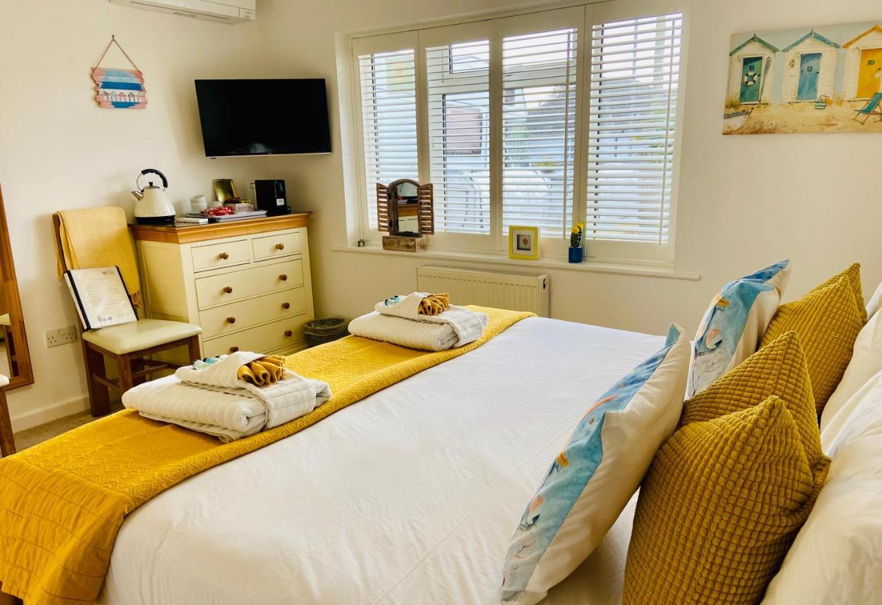 Avon Beach Bed & Breakfast Christchurch  Eksteriør billede