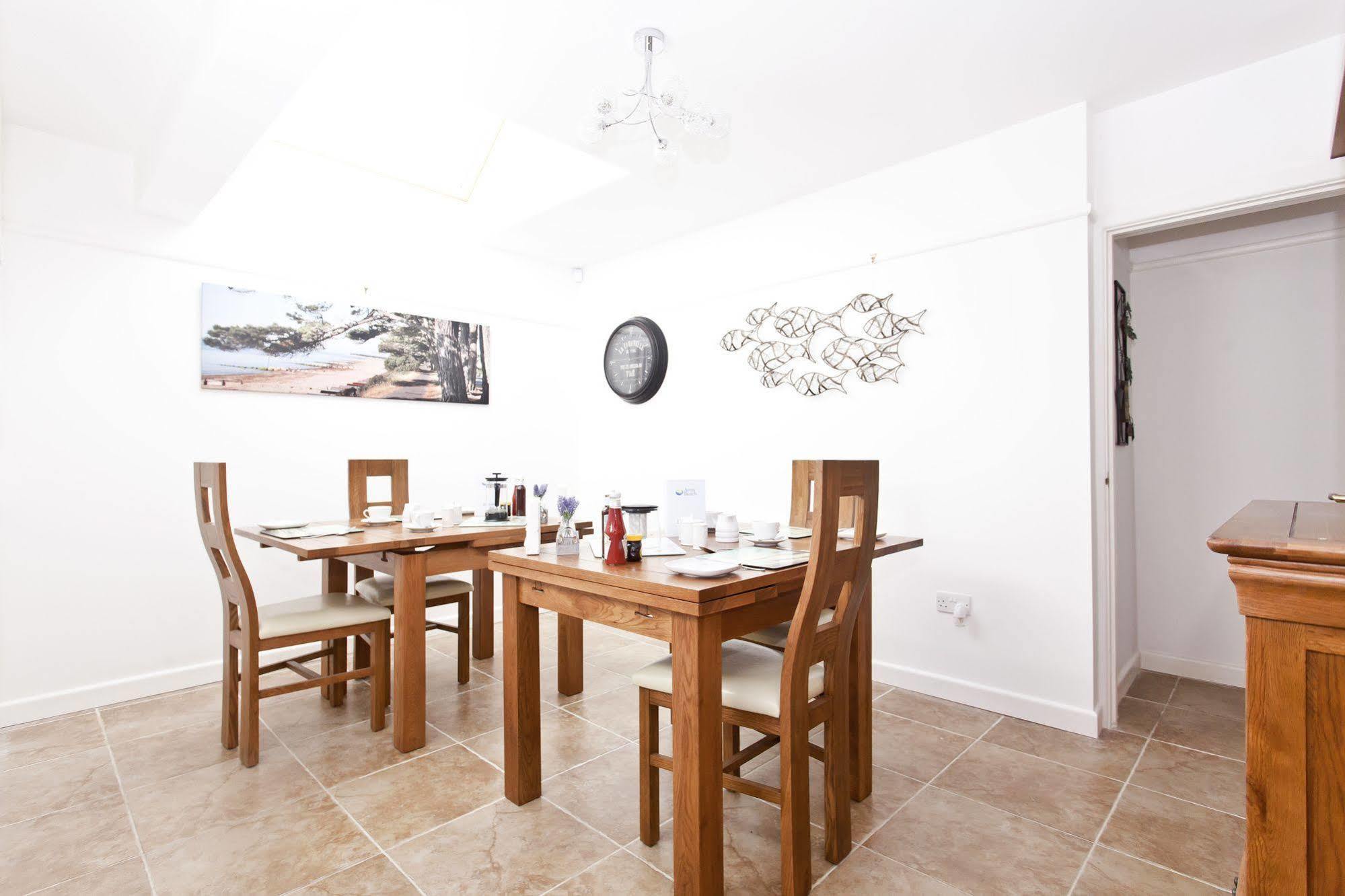 Avon Beach Bed & Breakfast Christchurch  Eksteriør billede